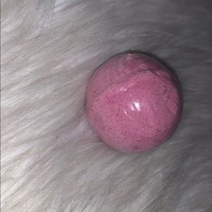Bath bomb